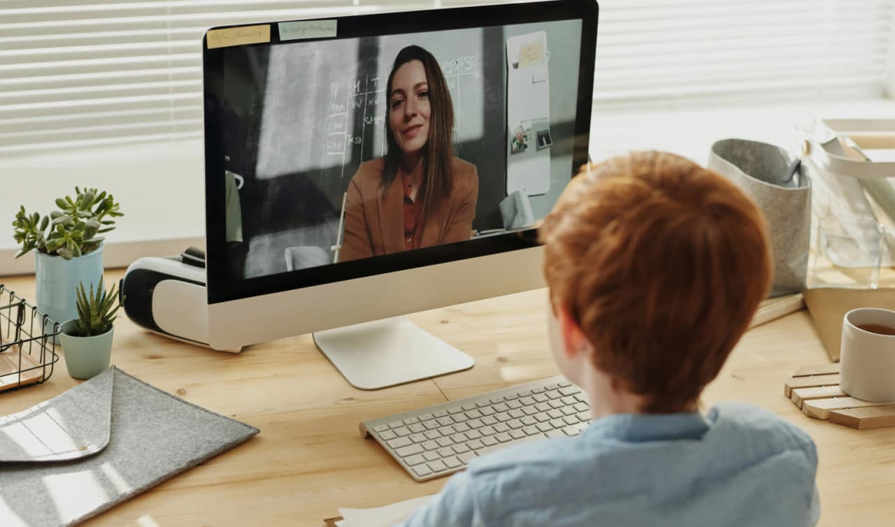 Оптимизация продаж и клиентских отношений в онлайн школе